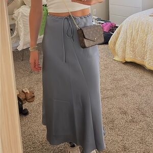 Midi skirt